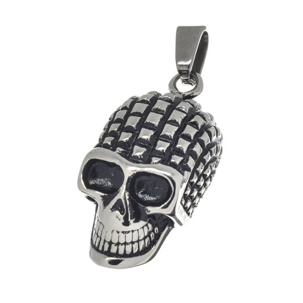 Stainless steel pendant – skull