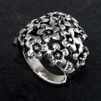 Edelstahlring mit Blumen