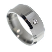 Wolframring 8 mm mit Stein poliertem Rand - innen bombiert - 63 (20,1 Ø) 10.3 US