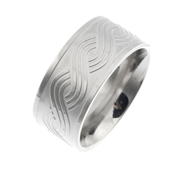 Gelasertes Muster - poliert (innen bombiert) 66 (21,0 Ø) 11 US