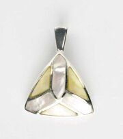 925 Sterling Silberanhänger - Dreieck mit  Perlmutt