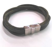 Lederarmband mit Edelstahlverschluss
