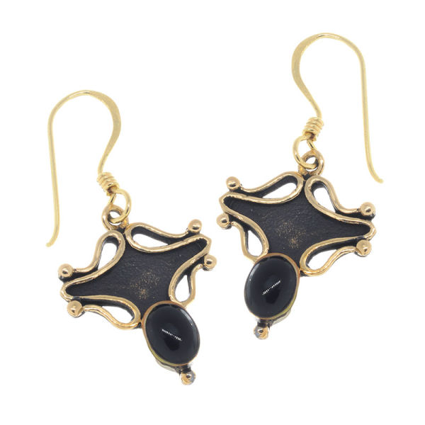 Ohrhänger mit Onyx aus Bronze