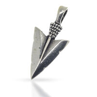Makut Spearhead Pendant with Central Ridge in 925...