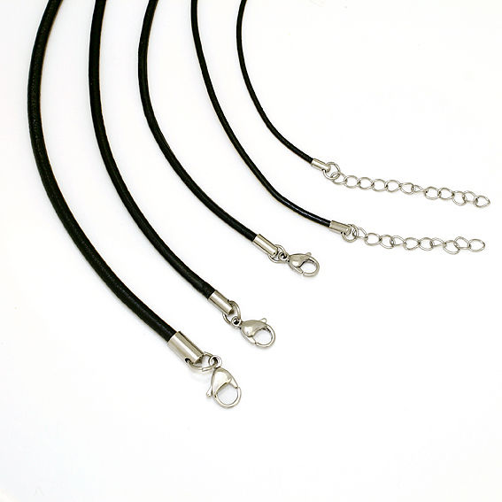 Schwarzes Lederhalsband mit Edelstahl Karabinerverschluss und 5 cm Verlängerung 2 mm-42 cm