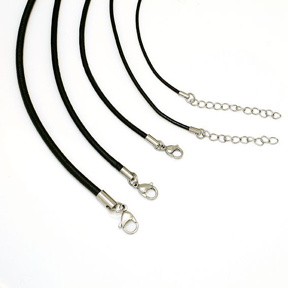 Black leather collar with lobster clasp with 5 cm extension -
