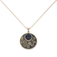 Bronzeanhänger - Verzierter Anhänger mit Onyx "Simsal"