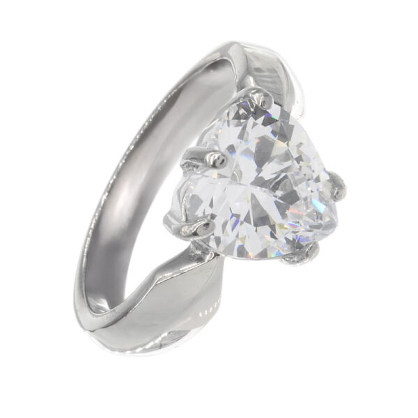 Stainless Steel Ring with Heart-Shaped Cubic Zirconia 55 DE / 7 US